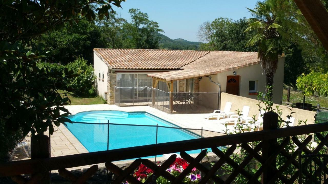 Gite Complex Near Mirepoix In The Pyrenees Limbrassac Extérieur photo